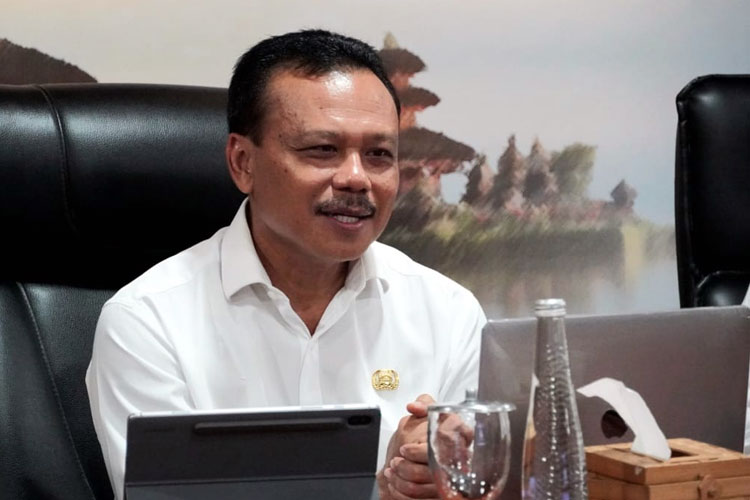 Sekda Pemprov Bali Dewa Made Indra siap kawal terkait penganggaran untuk pelestarian bahasa Bali. (Foto: Humas Pemprov Bali for TIMES Indonesia)