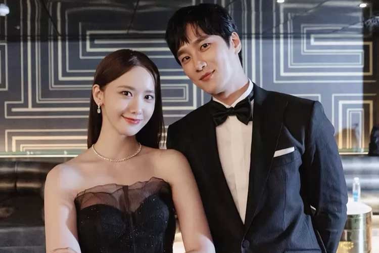 Yoona dan Ahn Bo Hyun, akan membintangi film romantis misteri Devil Has Moved In.