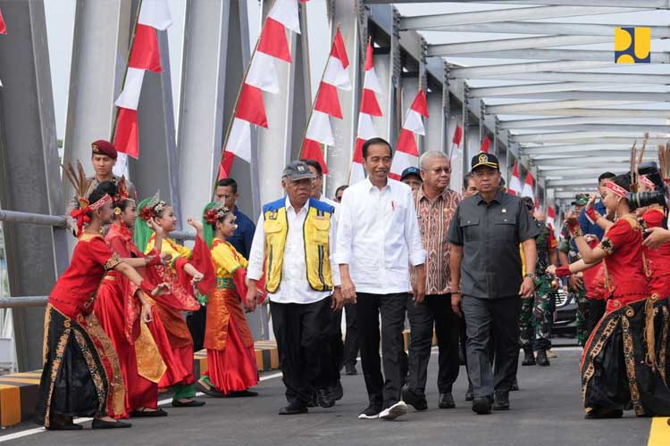 Jembatan-Kapuas-2.jpg