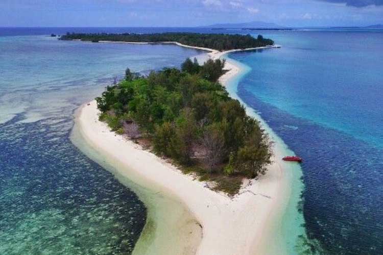 Eksplorasi Ajaib Morotai, Surga Tersembunyi di Pasifik Timur Indonesia ...