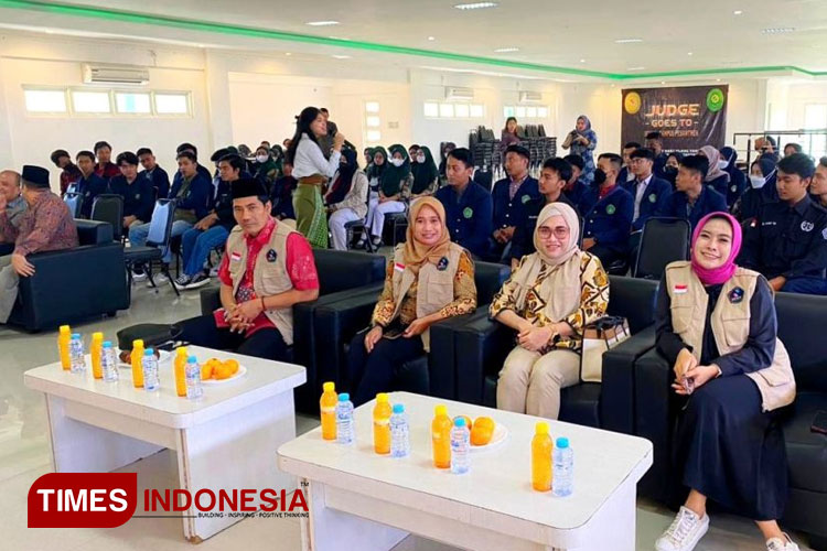 Satgas PPKS Unisla dan Pengadilan Negeri Lamongan saat mengadakan sosialisasi PPKS di lingkungan pendidikan, Selasa, (26/3/2024). (FOTO: AJP TIMES Indonesia)