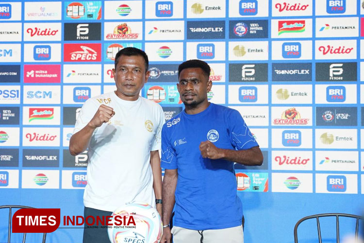 Pelatih Arema FC, Widodo C Putro usai menggelar konferensi pers jelang melawan Persebaya Surabaya. (Foto: Dok. Arema FC/TIMES Indonesia)