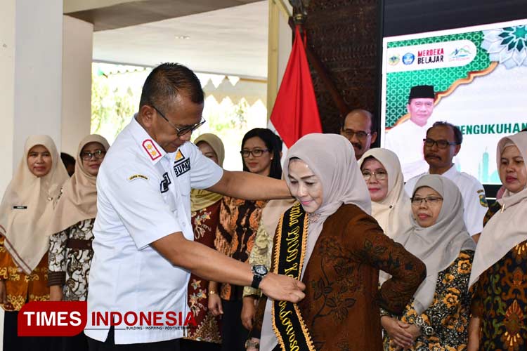 Pengukuhan Bunda PAUD sekaligus Launching Wajar Siaga Dina Pendidikan Kabupaten Bondowoso (FOTO: Moh Bahri/TIMES Indonesia) 