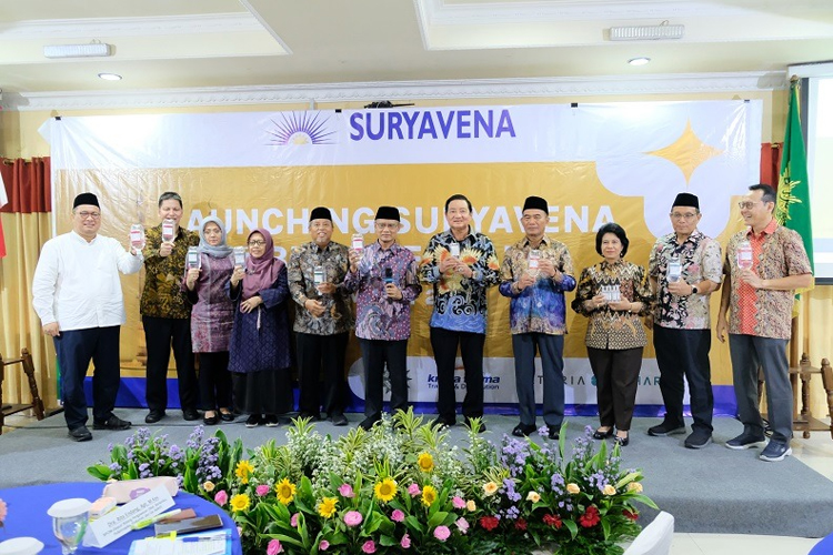 PT Satoria Aneka Industri (SAI) dan Pimpinan Pusat (PP) Muhammadiyah meresmikan peluncuran produk cairan infus merek Suryavena. (Foto: Muhammadiyah)