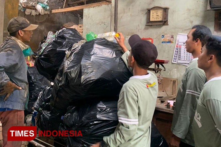 bank-sampah.jpg