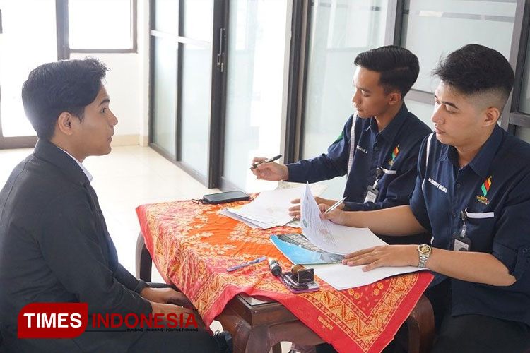 Seleksi Tahap 2 peserta pemilihan Duta Kampus Unisma Malang 2024 dengan wawancara face to face. (FOTO: AJP TIMES Indonesia)