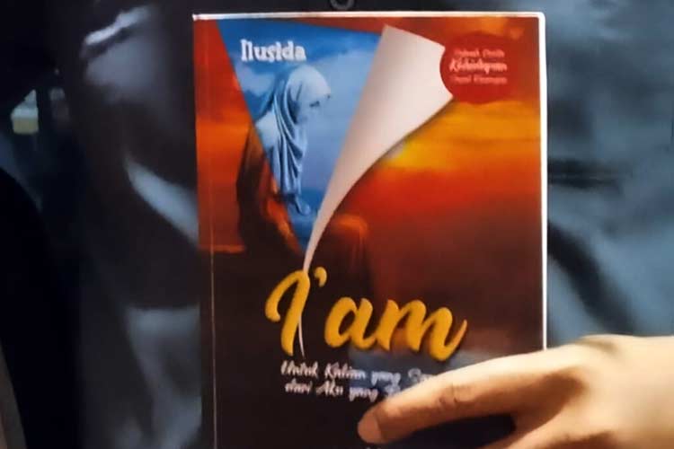 Ditulis di Gawai Menggunakan Kaki, Buku 'I'Am' Karya ABK Kota Tasikmalaya Diluncurkan