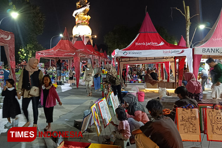 Jayandaru-Night-Market-Sidoarjo-1.jpg