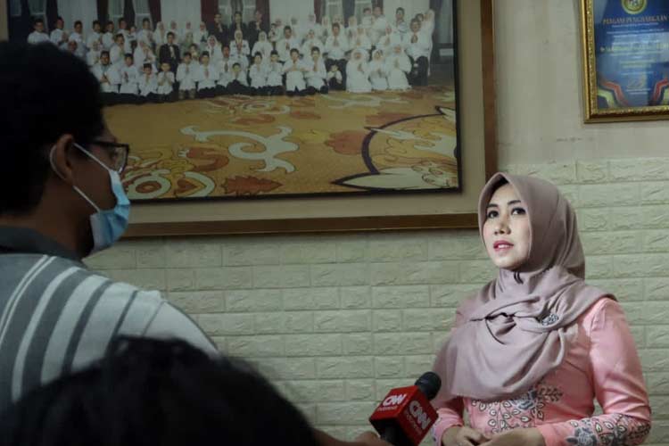 Dr Lia Istifhama, Aktivis Perlindungan Perempuan dan Anak Jawa Timur (FOTO: Dok Sahabat Ning Lia)