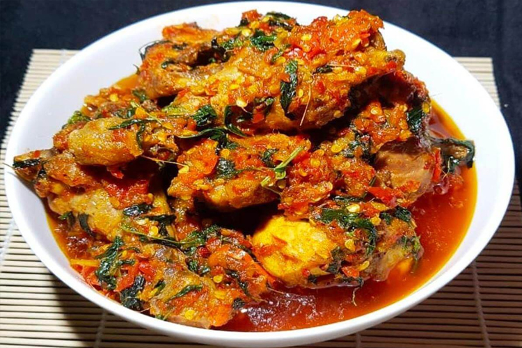 Ayam Woku. (Foto: Dok Rinaresep.com)