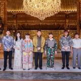 Kunjungi Kraton Majapahit, Ketua MPR RI Apresiasi Gagasan AM Hendropriyono Lestarikan Budaya