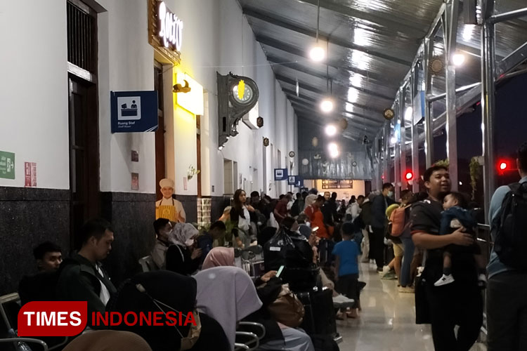 Stasiun-tasikmalaya.jpg