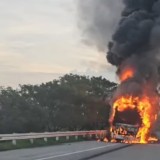 Kronologi Terbakarnya Bus Pahala Kencana Tujuan Bali di Tol Jomo 