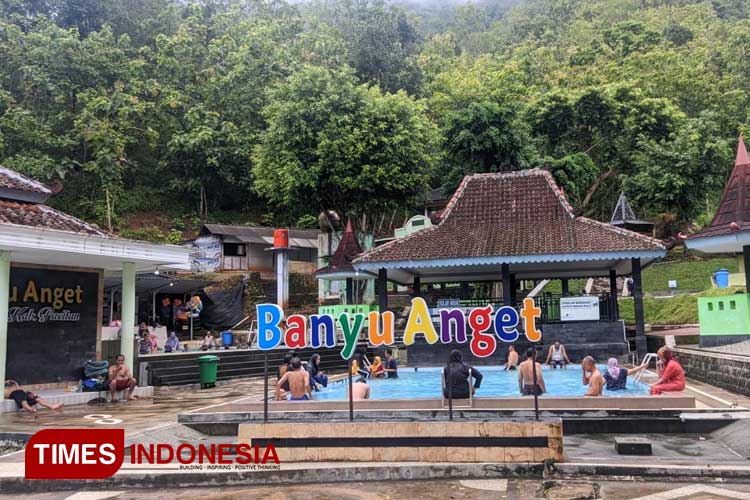 Objek wisata Banyu Anget salah satu destinasi andalan Kecamatan Arjosari, Kabupaten Pacitan yang diklaim mendulang pendapatan daerah. (FOTO: Yusuf Arifai/TIMES Indonesia) 