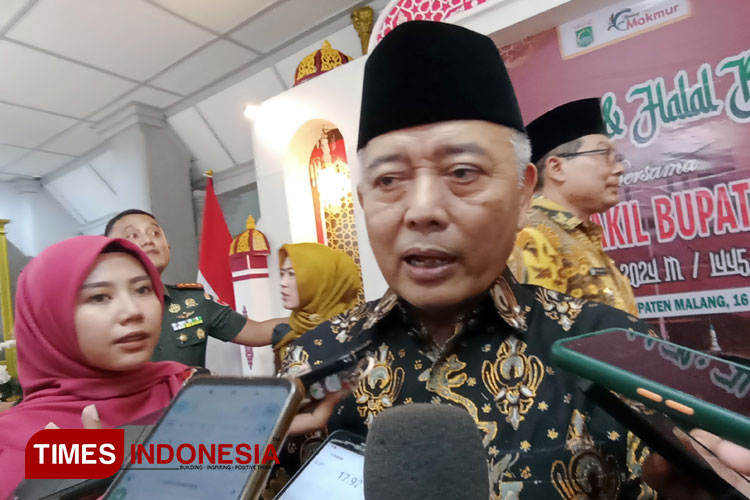 Bupati-Sanusi.jpg
