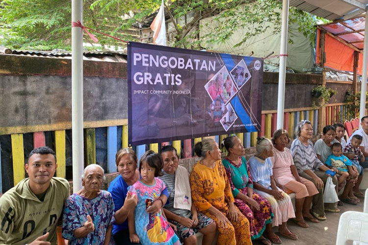 Pengobatan Gratis (Foto: Wijaya)
