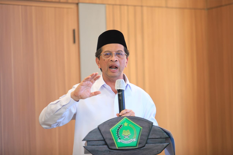 Irjen Kemenag Faisal di kegiatan Halal bihalal keluarga besar Itjen Kemenag. (FOTO: dok. Itjen for TIMES Indonesia) 