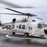 Dua Helikopter Militer Jepang Jatuh di Laut, Satu Tewas dan 7 Orang Dinyatakan Hilang