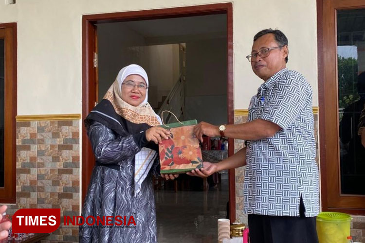 Halal-Bihalal-UWG-2.jpg