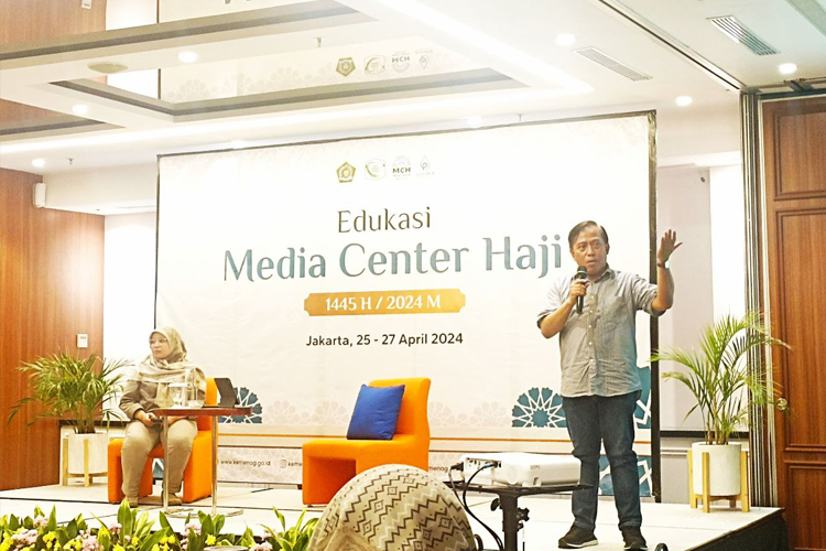 Direktur Jenderal Bina Haji Kementerian Agama Republik Indonesia (Kemenag RI), Arsyad Hidayat. (Foto: MCH 2024 Kemenag RI)
