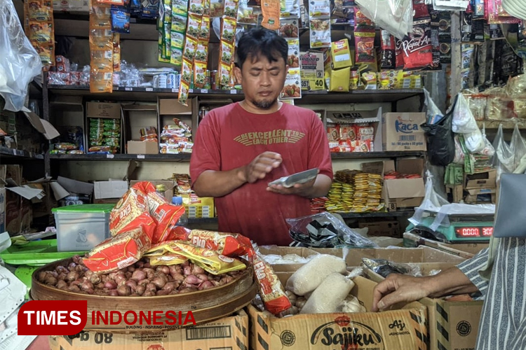 Ekonomi di Kabupaten Pacitan terus tumbuh, salah satunya dilihat dari sektor perdagangan. (FOTO: Yusuf Arifai/TIMES Indonesia) 