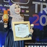 Inspiratif, Lia Istifhama Terima Penghargaan Indonesia Next Future Leader 2024