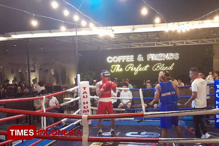 Jaring Petinju Berbakat di Sumba Timur Lewat Boxing Match di Kafe