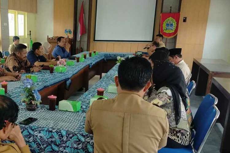 DPRD Jombang saat melakukan kunjungan kerja di Jawa Tengah. (FOTO: Dok. DPRD Jombang)