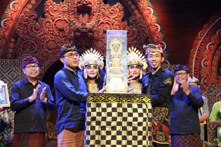 Momen peringatan Hari Tari Sedunia di Kota Denpasar. (FOTO: dok pribadi)