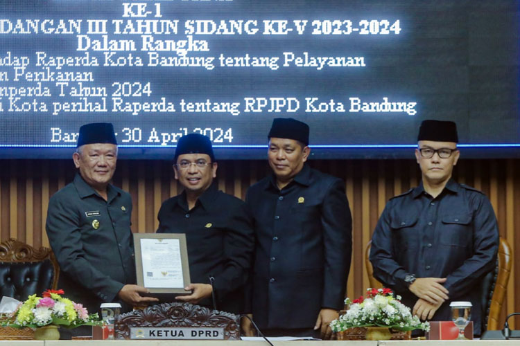 Pj Wali Kota Bandung Jelaskan RPJPD Kota Bandung Tahun 2025-2045