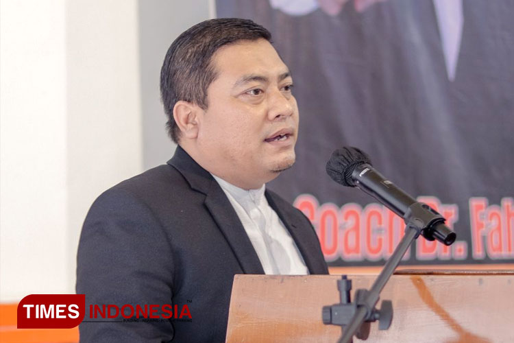 Presiden NGG saat memberikan sambutan di acara parade Coaching di IAIN Palangkaraya. (FOTO: AJP TIMES Indonesia)