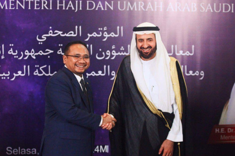 Menteri Agama, Yaqut Cholil Qoumas, hari ini mengadakan pertemuan bilateral yang sangat penting dengan Menteri Haji dan Umrah Arab Saudi, Tawfiq bin Fawzan Al-Rabiah, di Jakarta. (Foto: Kemenag)