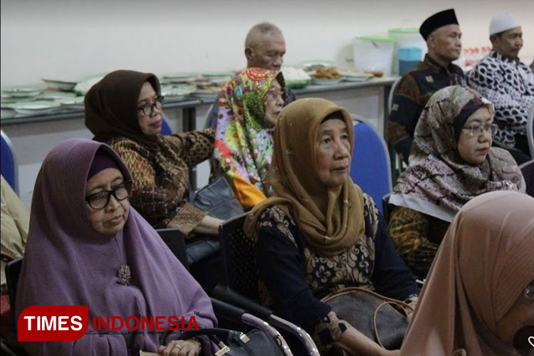 halal-bi-halal-uwg.jpg