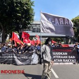 Mayday 2024, Massa Aliansi Bara Api dan Serikat Pekerja Bekukan Jalanan Surabaya