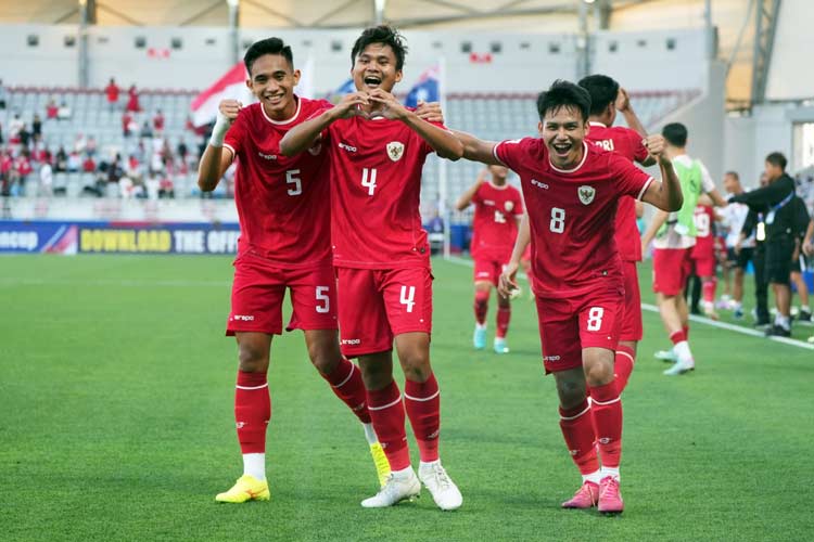 Pemain Timnas Indonesia akan melakoni laga perebutan peringkat tiga Piala Asia U-23 sekaligus penentuan tiket ke Olimpiade Paris dengan melawan Irak, Kamis (2/5/2024). (foto: PSSI)  