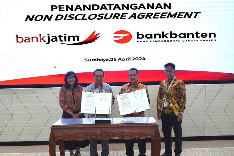 Jajaki KUB, Bank Jatim dan Bank Banten Lakukan Penandatanganan NDA