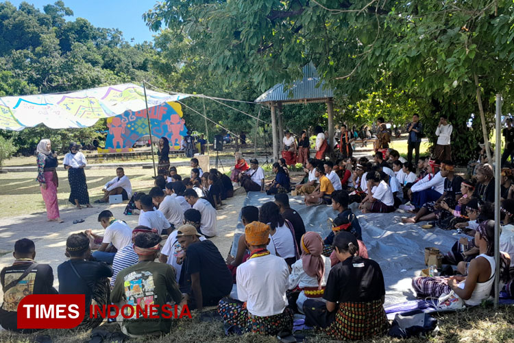 Sebelum melakukan aksi peserta Jambore  mendapat briefing dari Gruf 2024.(FOTO: Habibudin/TIMES Indonesia)
