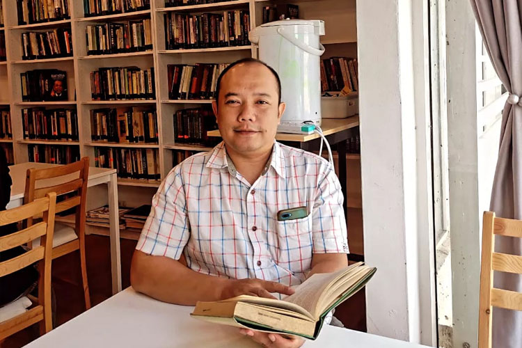 Hutri Agustino, S.Sos., M.Si., Dosen FISIP Universitas Muhammadiyah Malang dan Pegiat Literasi di Pondok Sinau LENSA Malang. (FOTO: dok Hutri Agustino, S.Sos., M.Si)
