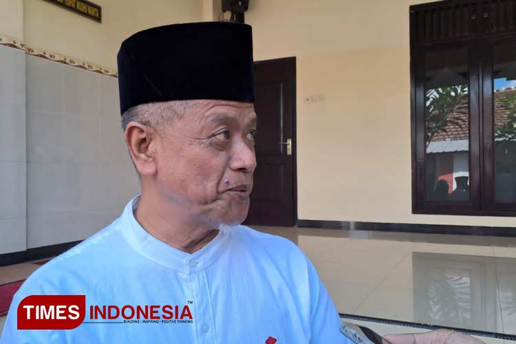 Ketua PCNU Kabupaten Malang KH Hamim Kholili menyampaikan penolakannya diusulkan menjadi calon bupati dalam kesempatan acara di Polres Malang, Senin (6/5/2024). (Foto: Amin/TIMES Indonesia)