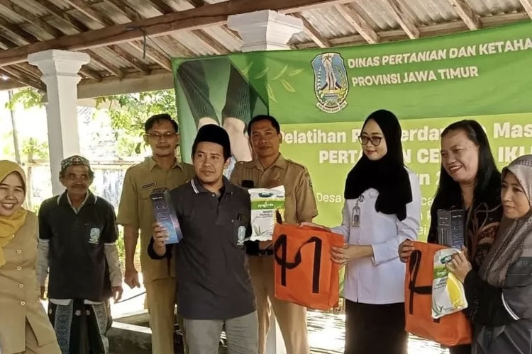 Pelatihan pemberdayaan masyarakat pertanian cerdas iklim di Kecamatan Sumberasih, Kabupaten Probolinggo. (Foto: Kominfo for TIMES Indonesia)