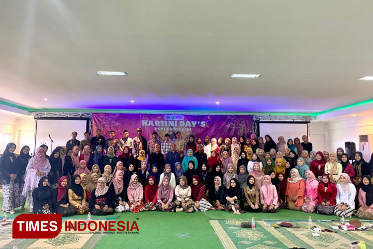 Semarak Kartini Day's oleh Mahasiswa PGMI Unisla dan Dosen FAI di Gedung Pascasarjana Lantai 3 Unisla, Sabtu, (27/4/2024). (FOTO: AJP TIMES Indonesia)