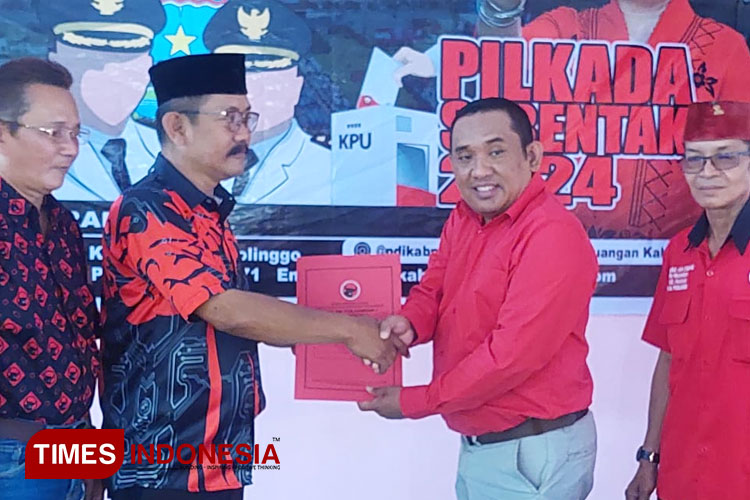 Kader Internal PDIP Ambil Formulir Calon Bupati Probolinggo, Siapakah Dia?