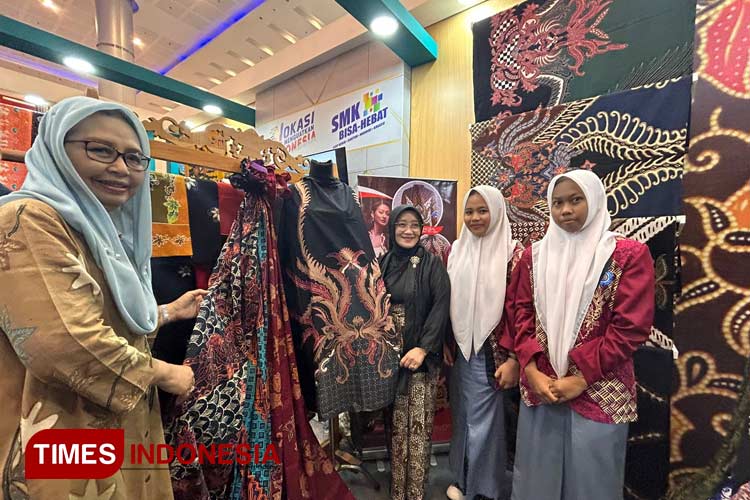 Buka Batik, Bordir & Aksesoris Fair, Pj Ketua Dekranasda Jatim: Produk Ekraf Terus Naik Kelas 