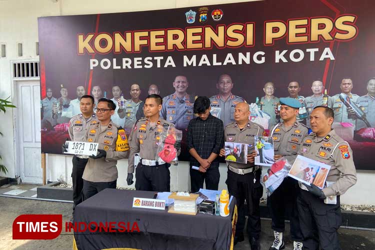 Konferensi pers Polresta Malang Kota soal kasus tabrak lari. (Foto: Rizky Kurniawan Pratama/TIMES Indonesia)
