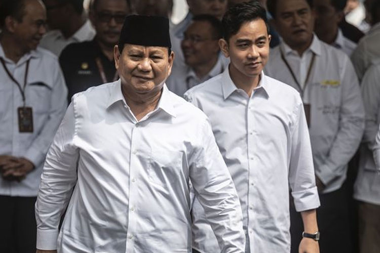 Prabowo Subianto dan Gibran Rakabuming Raka. Mereka adalah Presiden dan Wakil Presiden terpilih periode 2024-2029. (FOTO: Antara/Aprillio Akbar)
