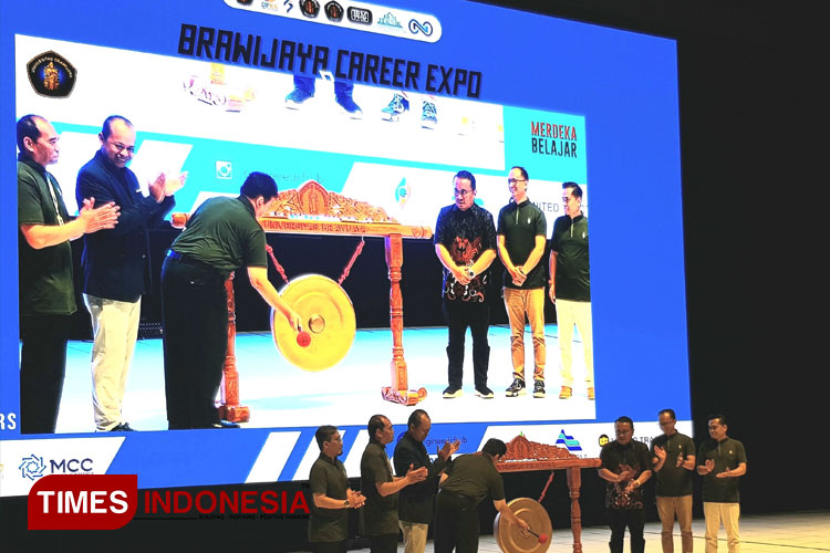 Acara Pembukaan Brawijaya Career Expo di Gedung Auditorium UB, Sabtu (11/5/2024). (FOTO: Achmad Fikyansyah/TIMES Indonesia)