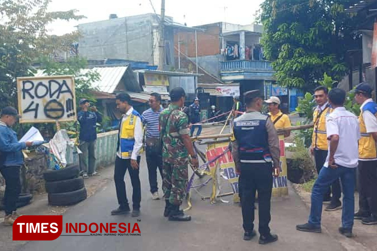 Rusak Termakan Usia, Pembangunan Jembatan Ambles di Landungsari Dau Mulai Dikerjakan 