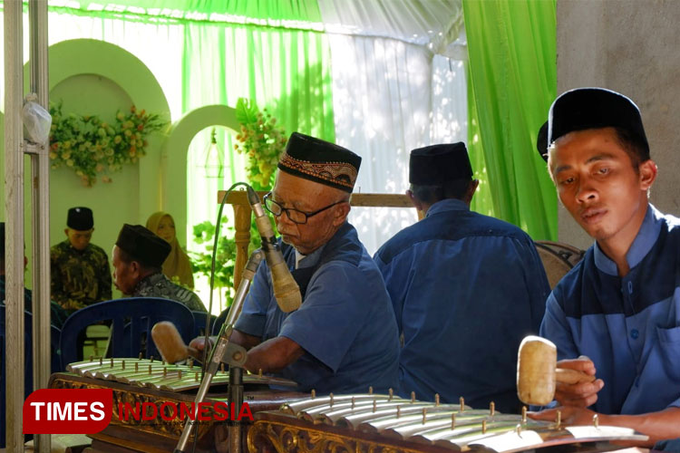 Grup-shalawat-Jolotundo-2.jpg