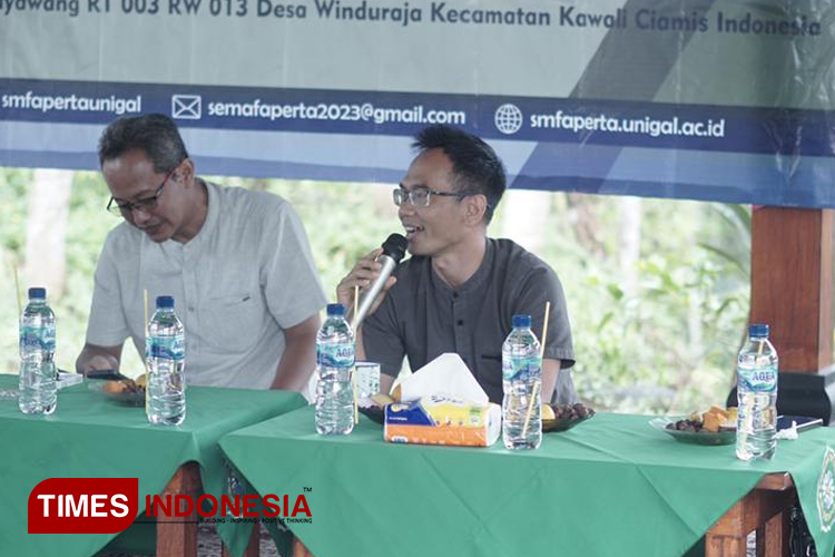 Ijudin saat menghadiri acara Sekolah Tani Permakultur yang diselenggarakan Fakultas Pertanian Universitas Galuh Kabupaten Ciamis. (Foto: Ghozin/TIMES Indonesia)