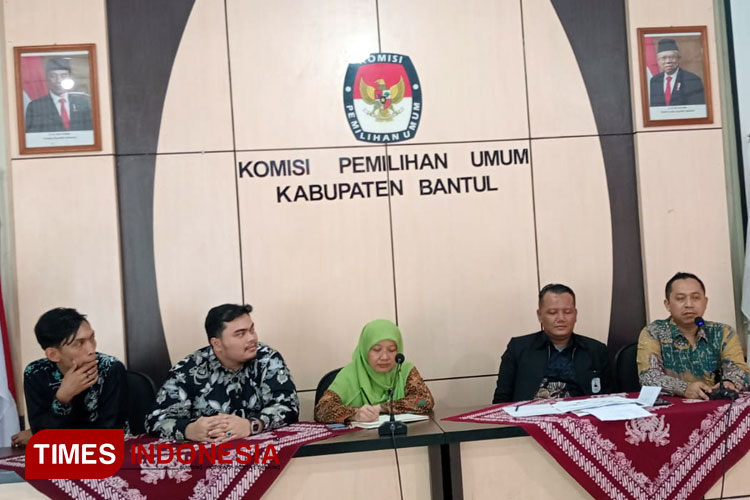 Komisioner KPU Bantul. (Foto: Edis/ TIMES Indonesia)